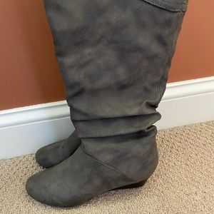 Grey suede style slouch boot